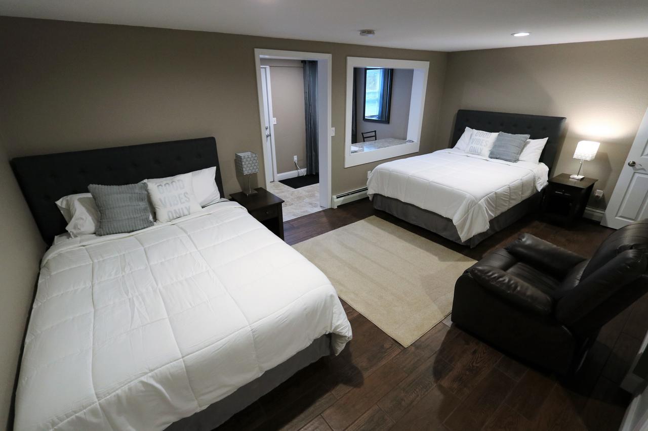 Brimley Motel Suites Εξωτερικό φωτογραφία